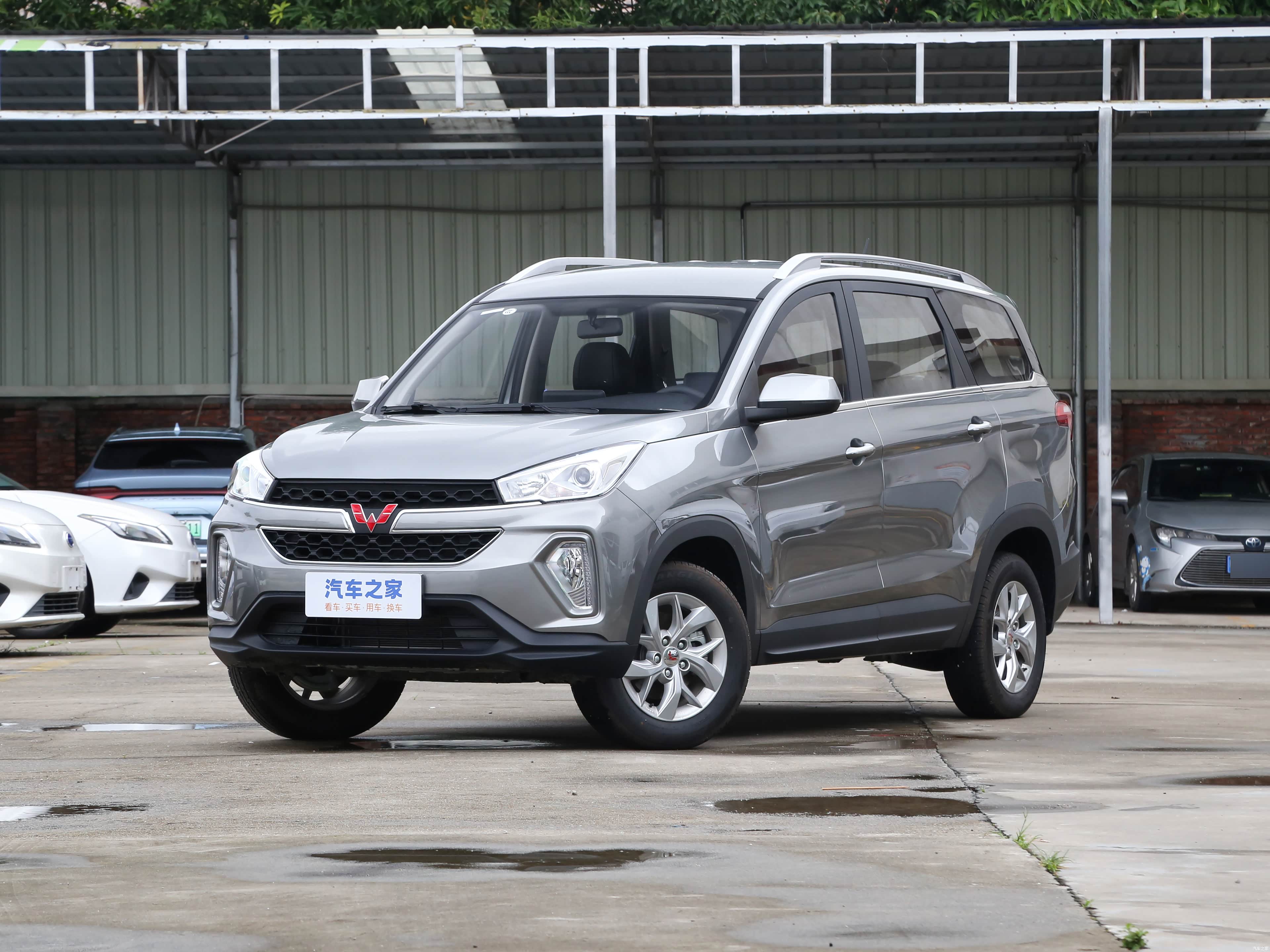2024款五菱宏光S 1.5L标准型