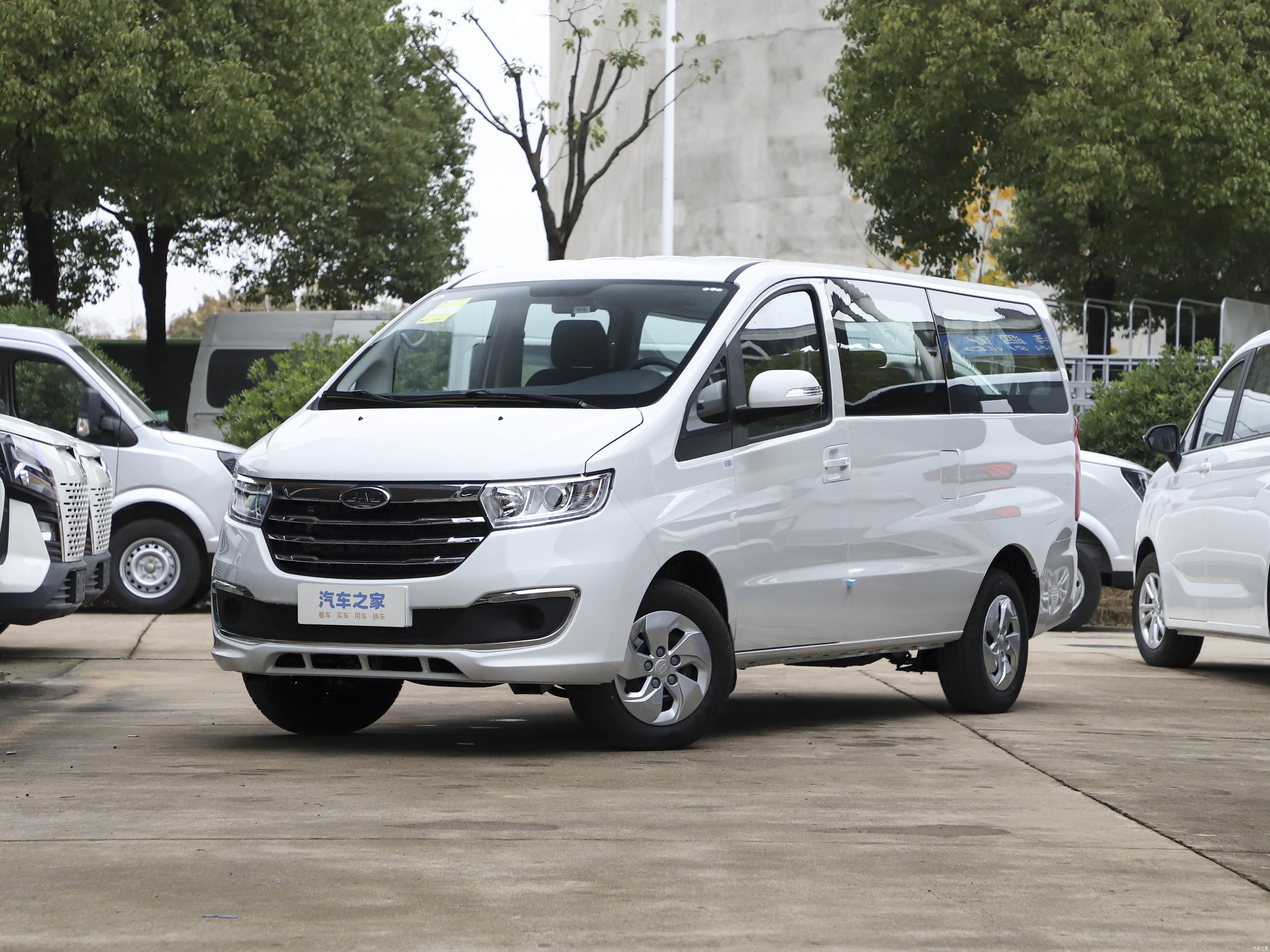 2024款江淮瑞风M3 1.8L