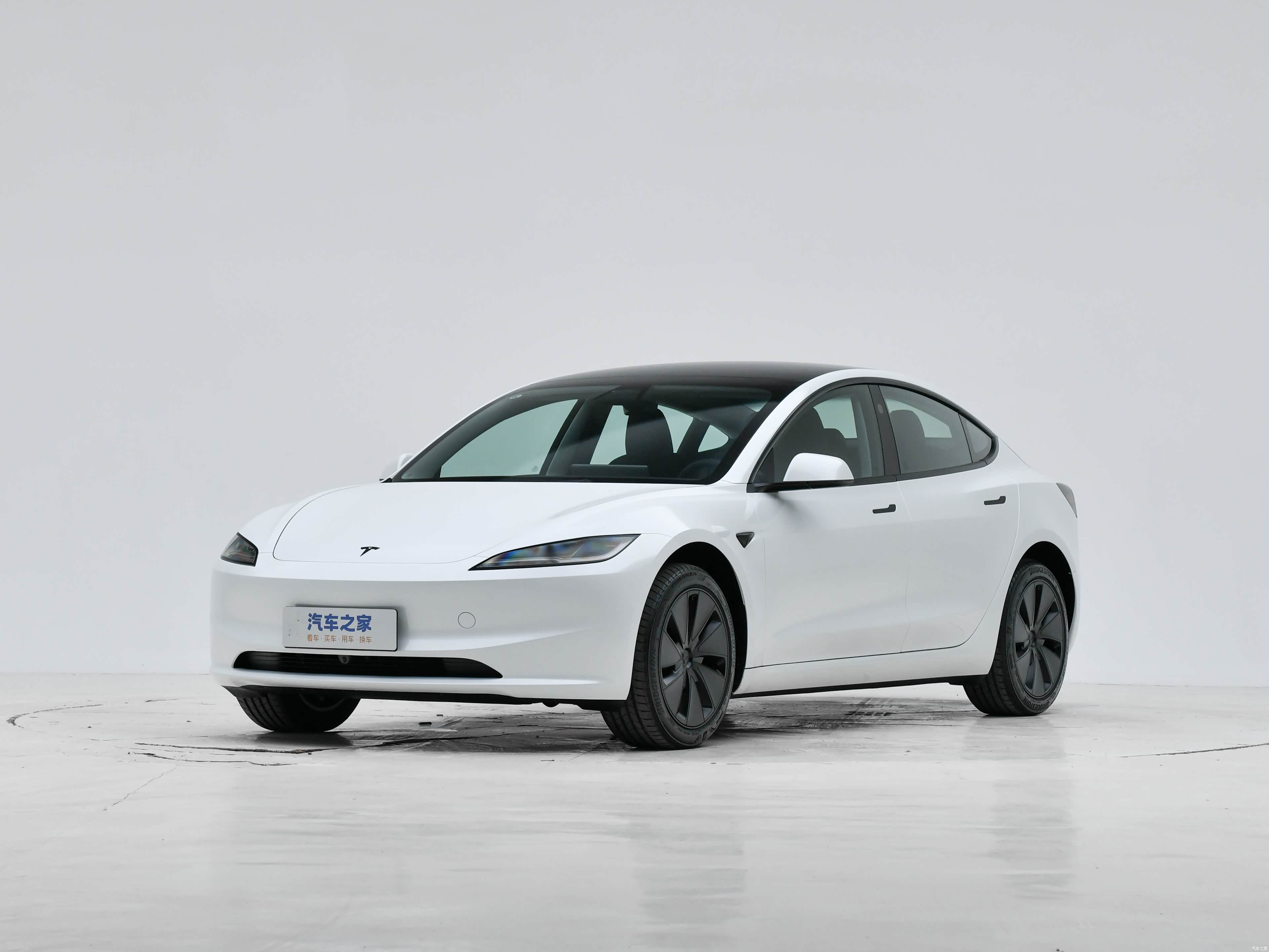 2023款特斯拉Model 3标准续航